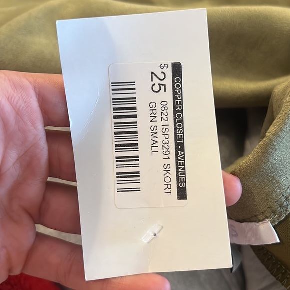 Skirt/skort green with tie never worn with tags small - Picture 4 of 4